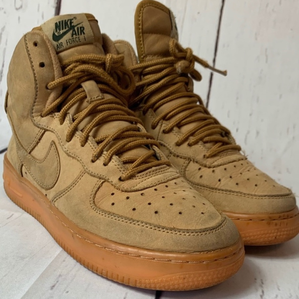 Nike Air Force 1  flax wheat high tops